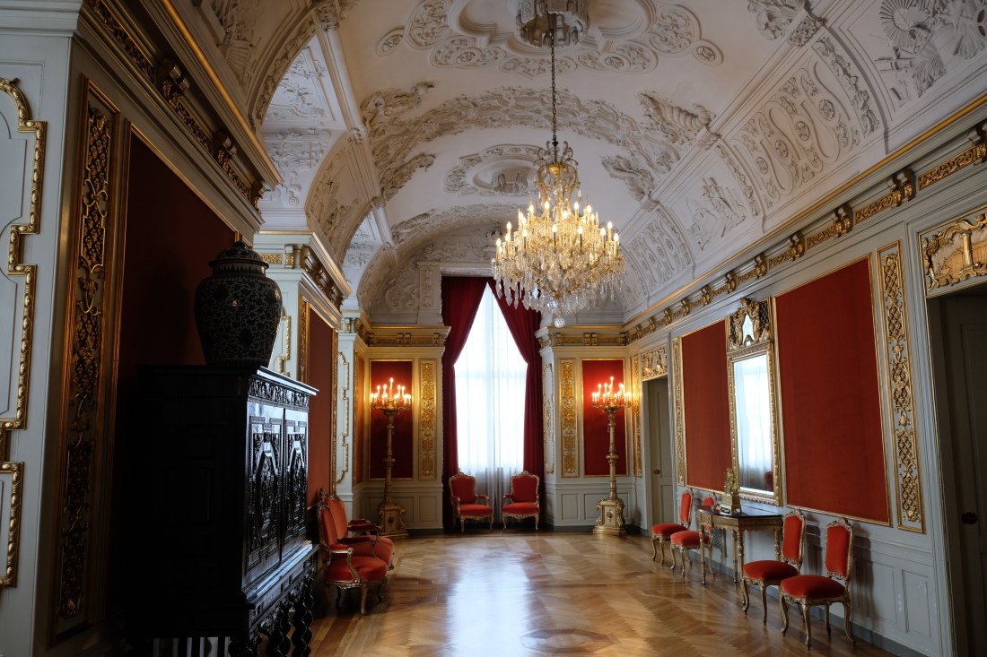 34B2A089-32E2-4710-BEDF-766E7546C8F0