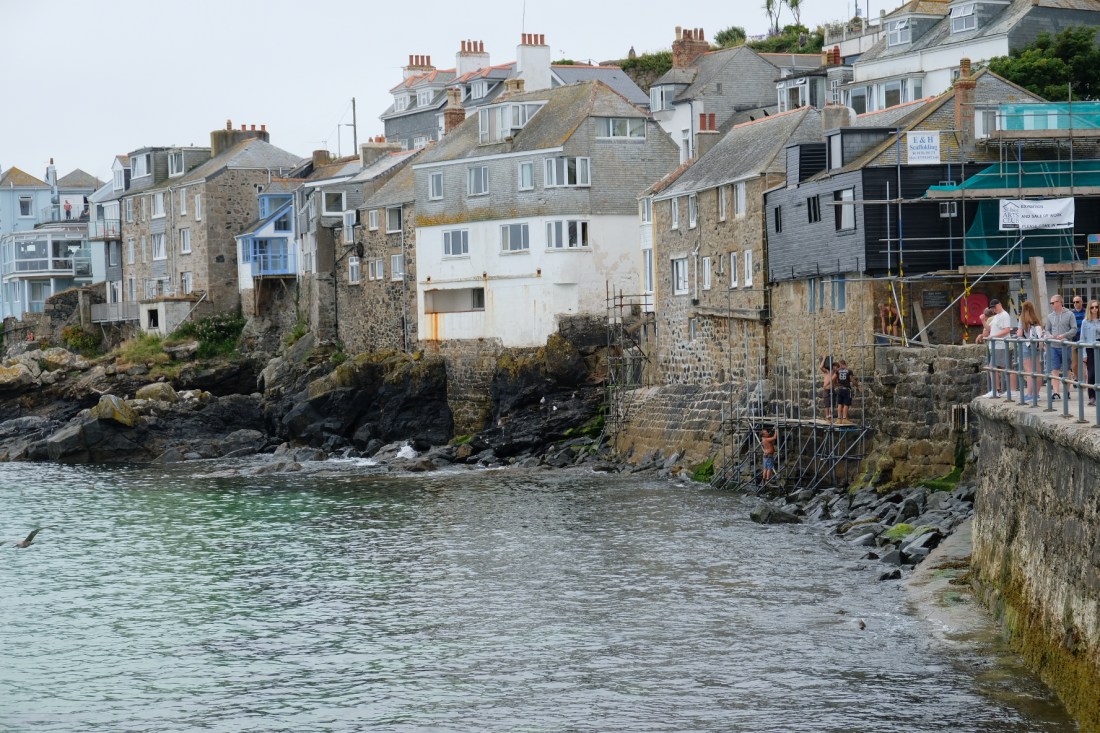 3BCCD5F5-9F52-40A7-972D-B4AB506F52F4