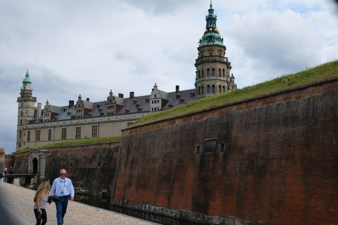 5478F91F-86E6-4300-85E4-CC8A318962E4