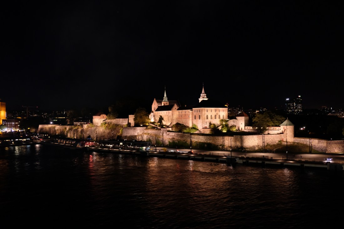 5B9CC239-55E6-48E6-A1F2-44684B4C01BC