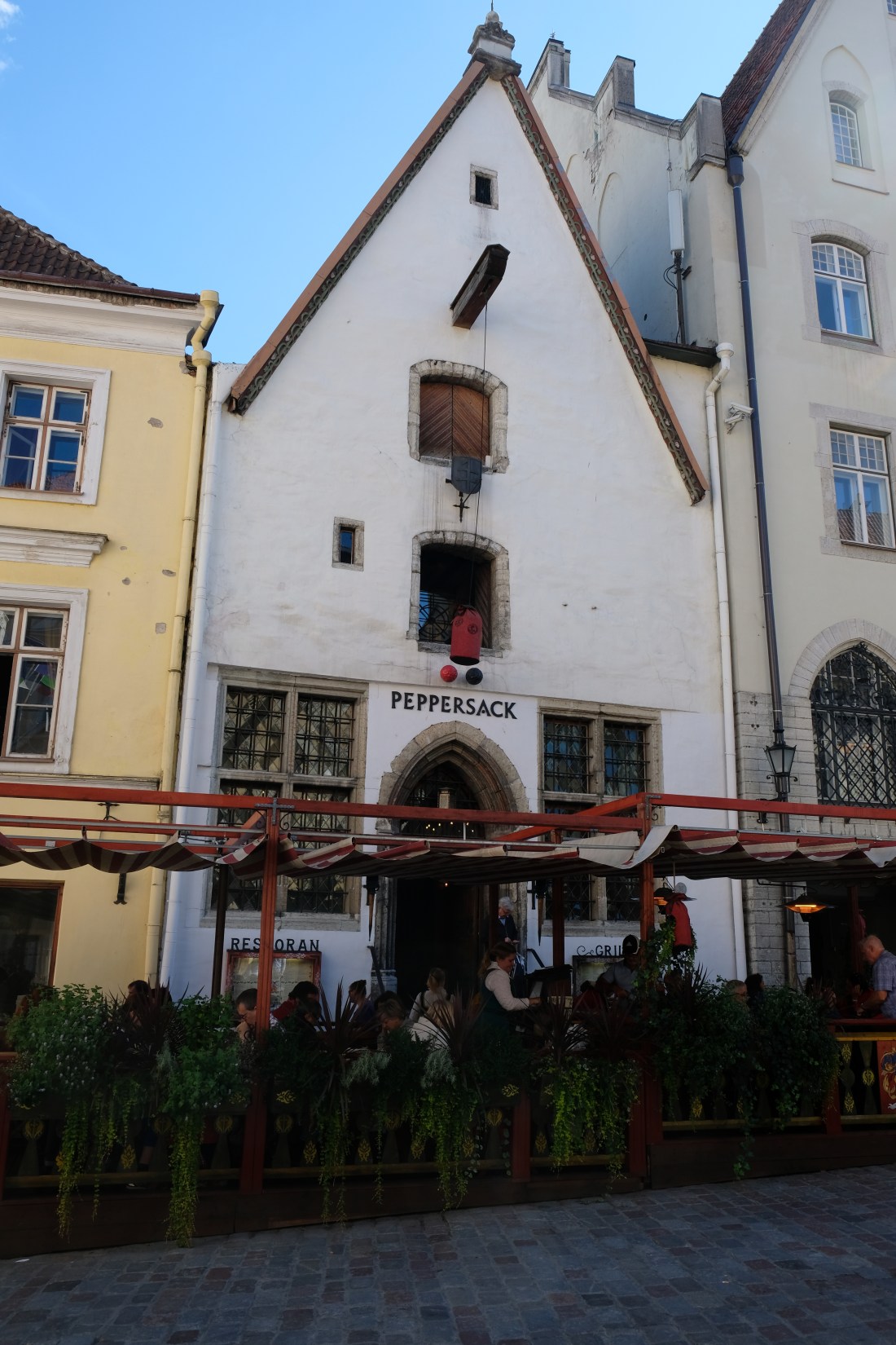 69139FEC-C30C-4E61-9262-FFDDCDF3D13F