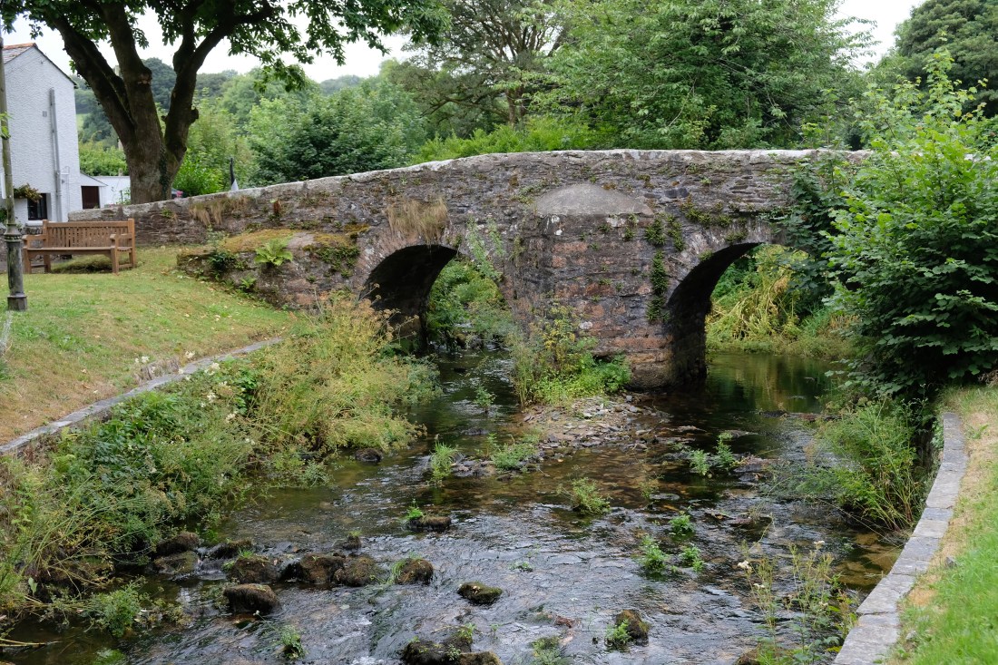 6D0DC09C-6FA0-41B0-BADB-5E5FE1A9DC85