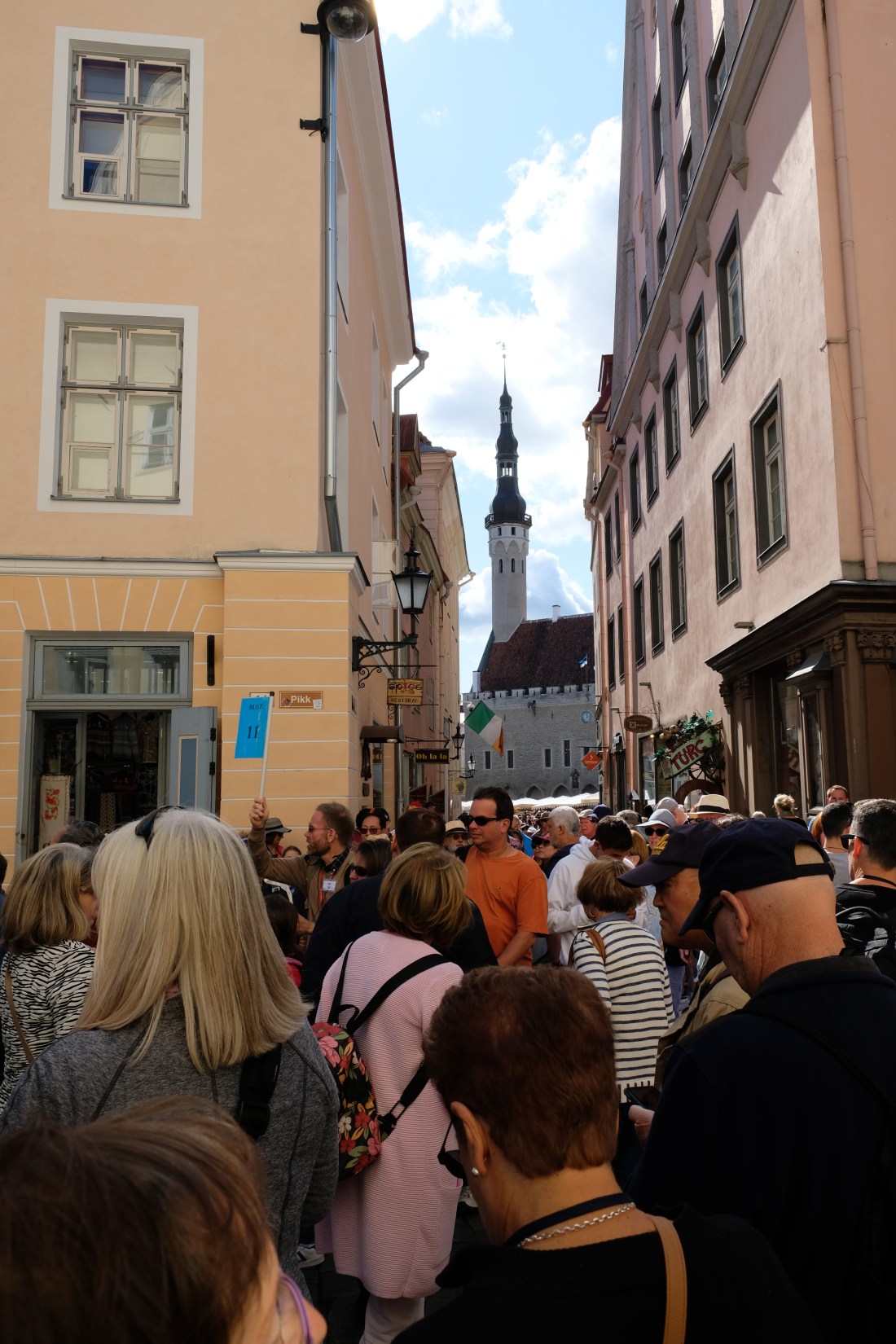 94BFF64F-E225-4BD8-A052-11F9896B1E58