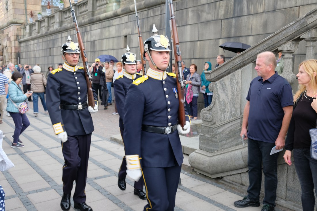 B1E6CBAE-1F88-4CD9-8FE9-0DA1AEF3536E