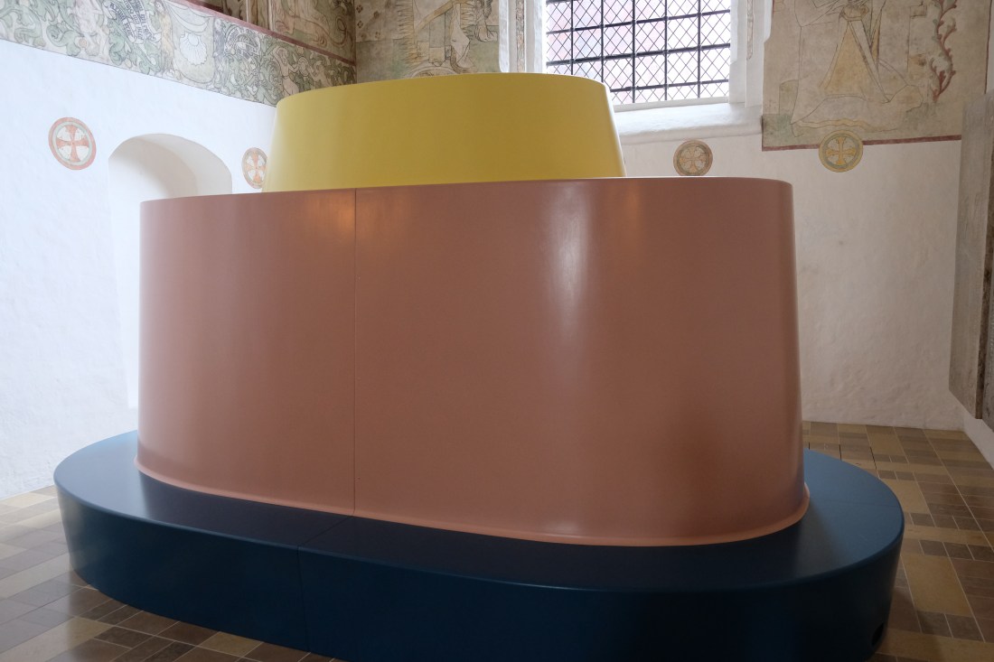 DBD68A24-7E47-425F-8598-F7C6D9AAF82A