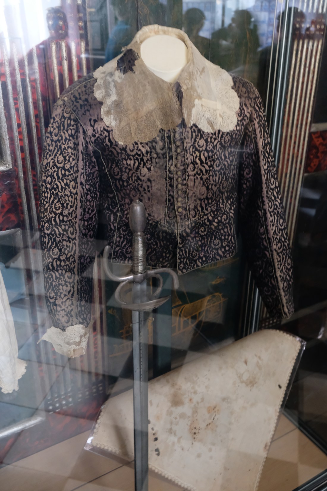 E4F63191-BDE9-43D6-8EF8-4456BD014E67