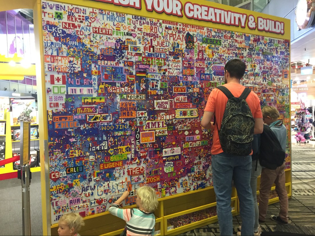 1C18B831-BAF4-4DC4-A114-CE64AD607F8F